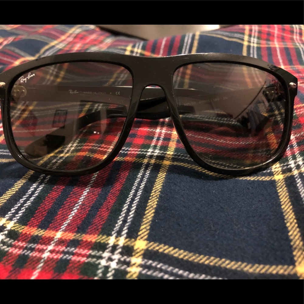 Ray-Ban Boyfriend Sunglasses RB 4147